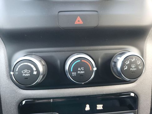 Used 2024 RAM 1500 Tradesman image 27