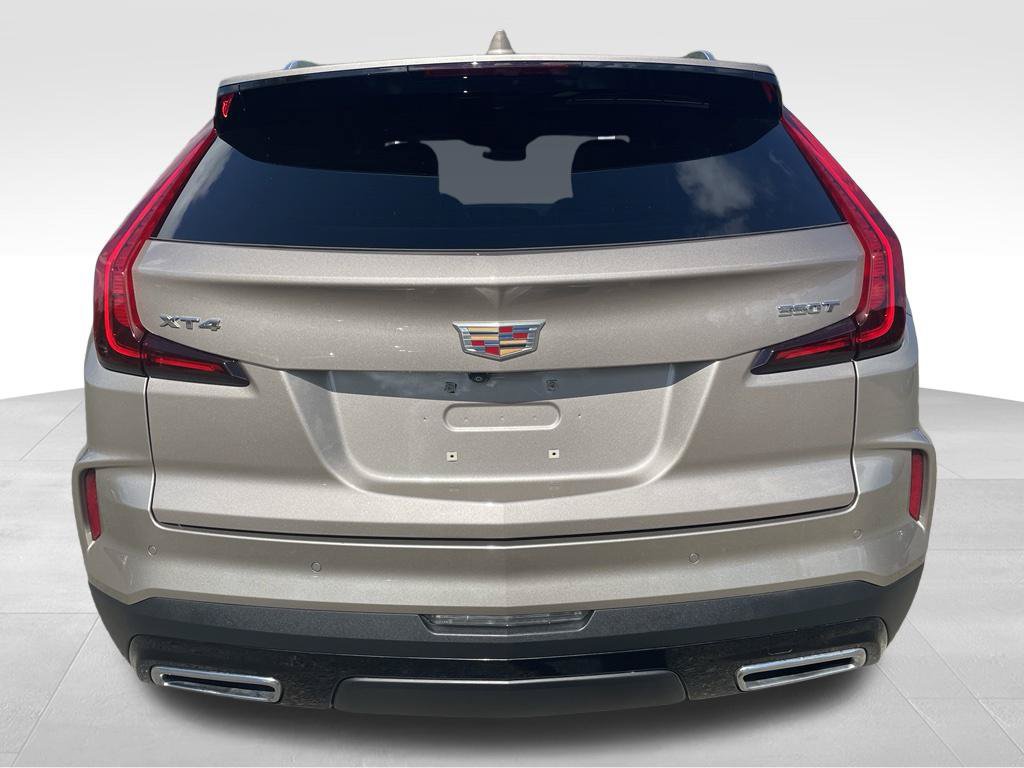 Used 2024 Cadillac XT4 Premium Luxury FWD image 17