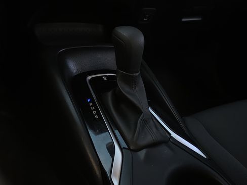 Used 2024 Toyota Corolla LE image 16