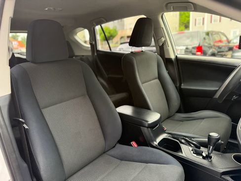 Used 2015 Toyota RAV4 LE AWD/4WD image 15