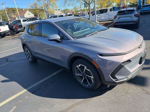 New 2026 Chevrolet Equinox EV LT image 1