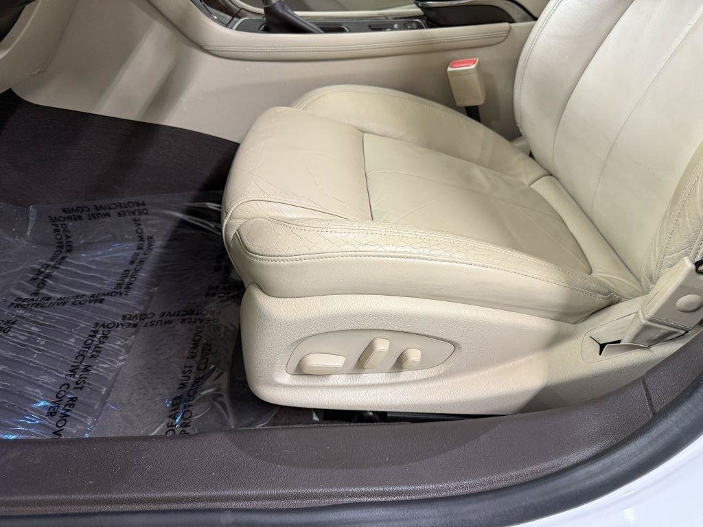 Used 2016 Buick LaCrosse Leather FWD image 11