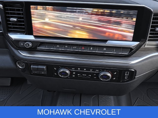 Certified 2024 Chevrolet Silverado 1500 RST AWD/4WD image 11