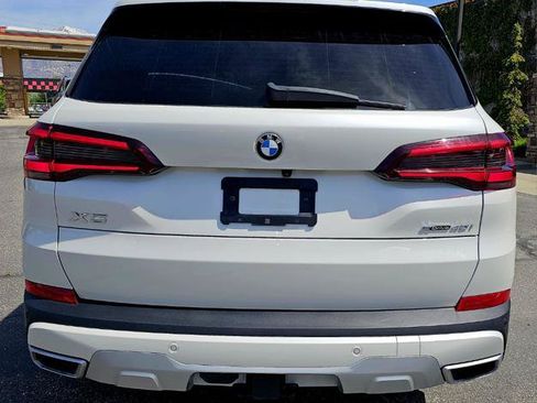Used 2022 BMW X5 xDrive40i w/ Executive Package AWD/4WD image 6