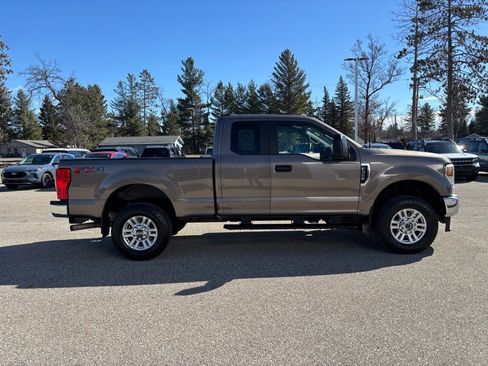 Used 2021 Ford F350 XL w/ Power Equipment Group image 2