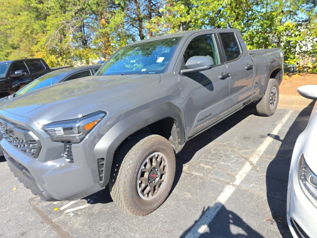 Used 2026 Toyota Tacoma TRD Off-Road AWD/4WD image 1