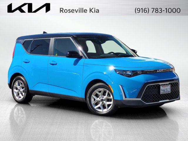 Certified 2023 Kia Soul S FWD image 1