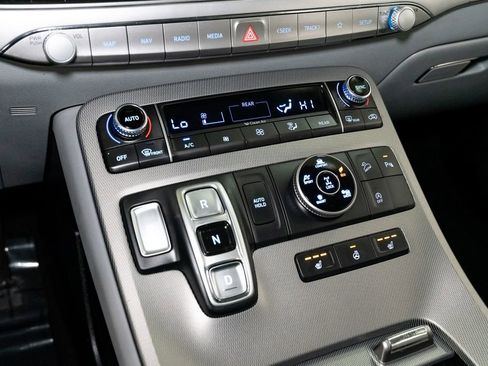 Used 2022 Hyundai Palisade SEL w/ Premium Package image 20