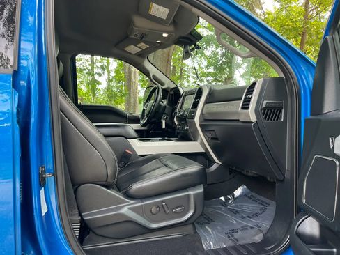 Used 2021 Ford F250 Lariat w/ Tremor Off-Road Package AWD/4WD image 19