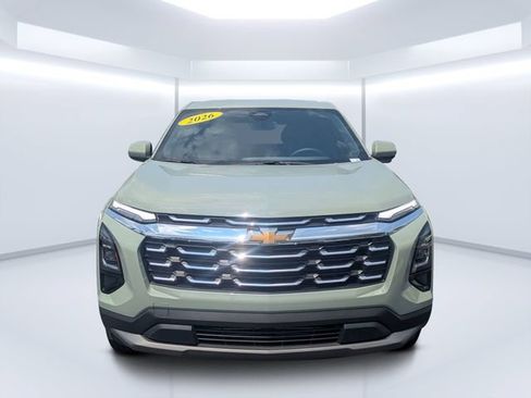 Used 2026 Chevrolet Equinox LT FWD image 8