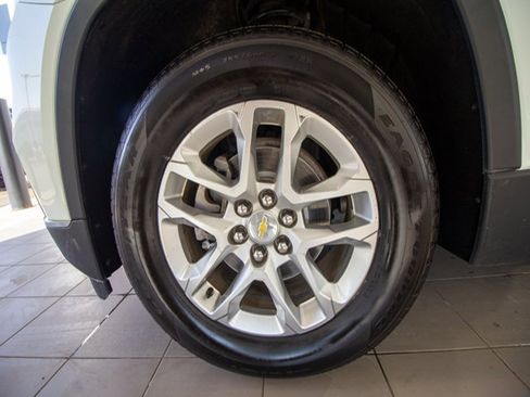 Certified 2019 Chevrolet Traverse LT image 24