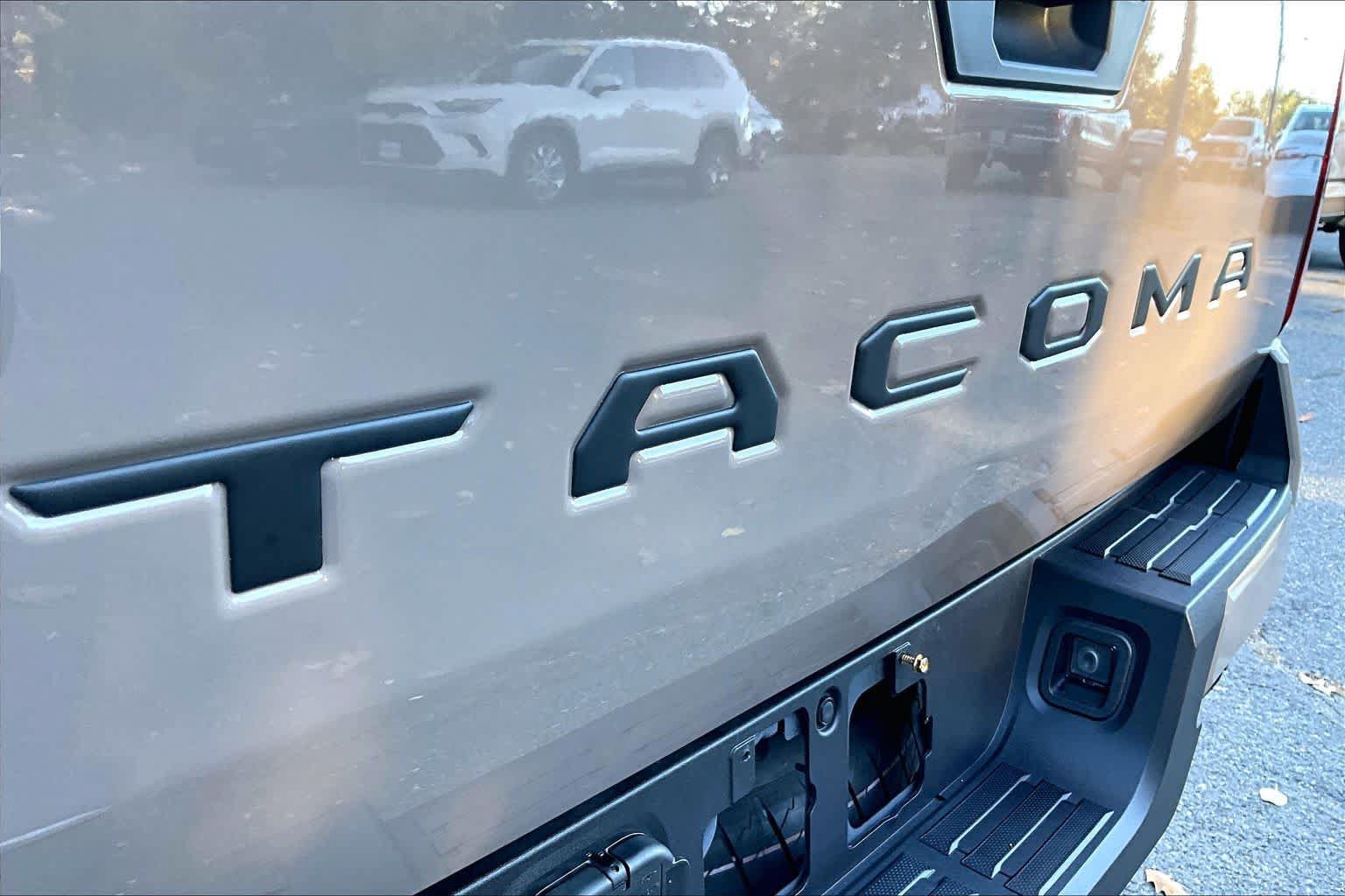 Certified 2026 Toyota Tacoma TRD Sport AWD/4WD image 10