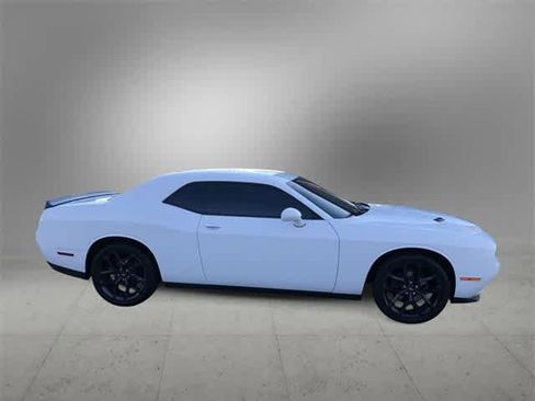 Used 2021 Dodge Challenger SXT w/ Driver Convenience Group image 7
