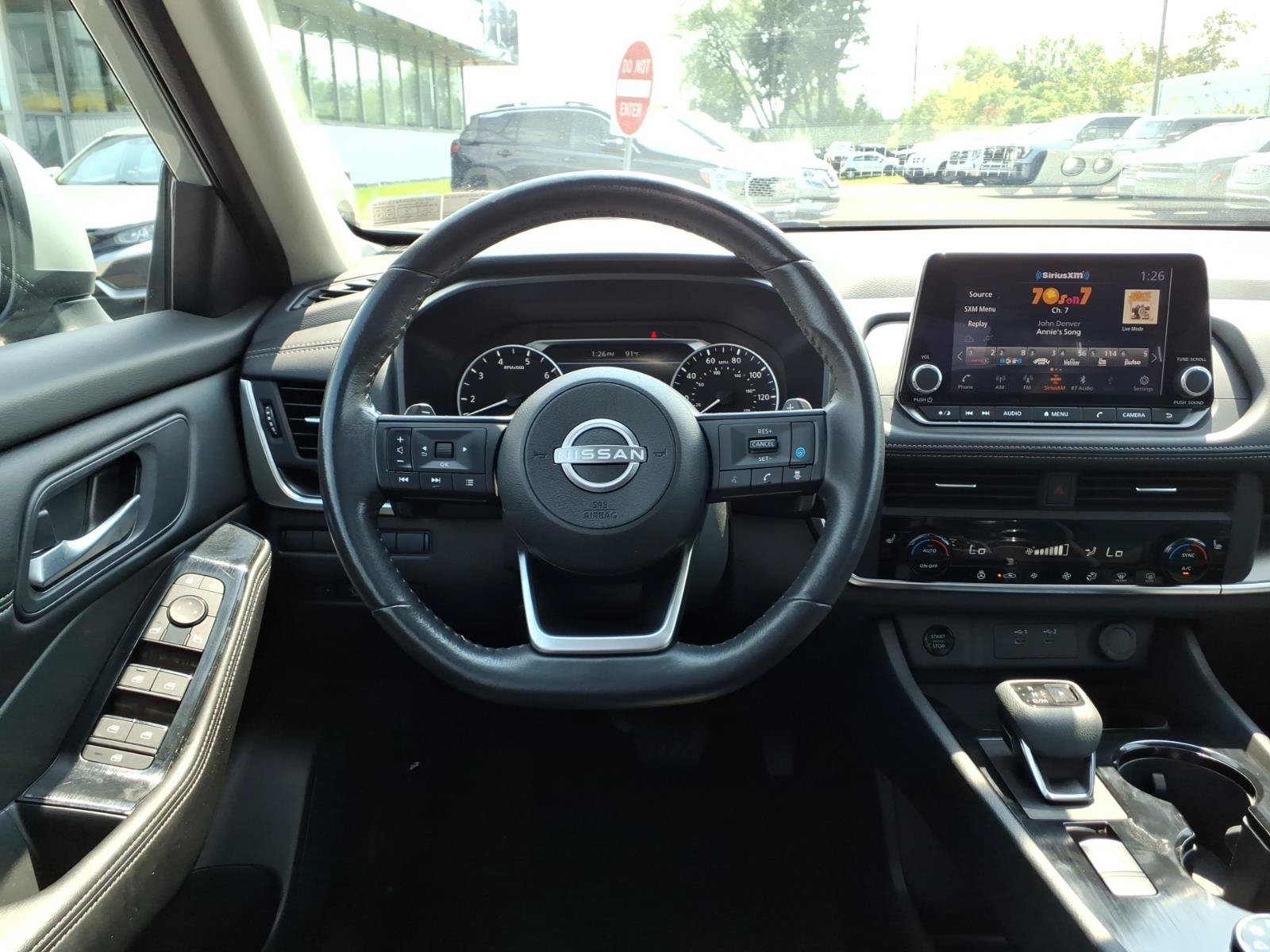 Used 2024 Nissan Rogue SV w/ SV Premium Package AWD/4WD image 14