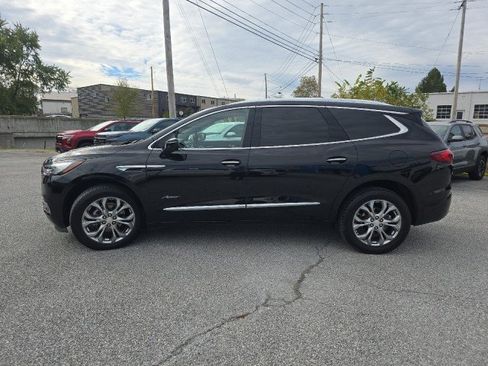 Used 2021 Buick Enclave Avenir w/ Avenir Technology Package image 24