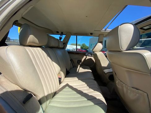 Used 1995 Mercedes-Benz E 320 Wagon image 12