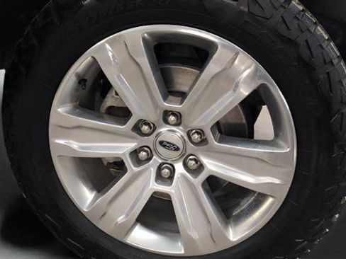 Used 2020 Ford F150 Platinum w/ Equipment Group 701A Luxury image 26