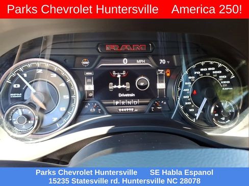 Used 2022 RAM 1500 Laramie AWD/4WD image 15