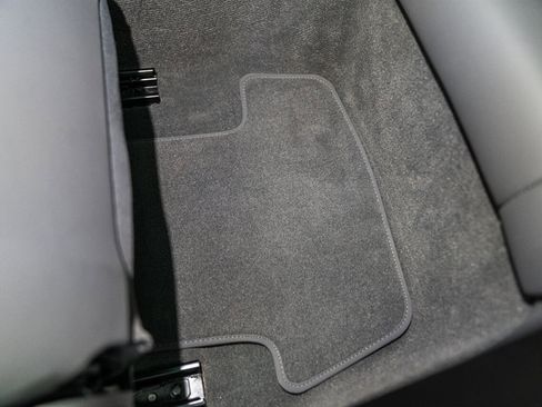 Used 2021 Porsche 911 Carrera 4S image 24