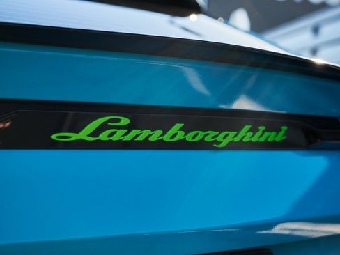 Used 2021 Lamborghini Urus image 9