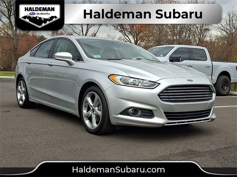 Used 2015 Ford Fusion SE w/ Equipment Group 201A image 1