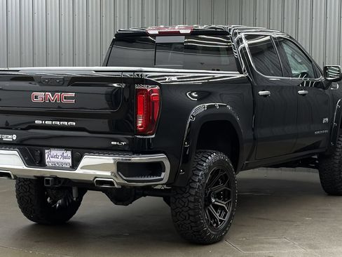 Used 2024 GMC Sierra 1500 SLT w/ SLT Premium Package AWD/4WD image 5