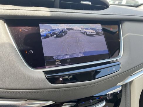 Used 2023 Cadillac XT5 Premium Luxury AWD/4WD image 17