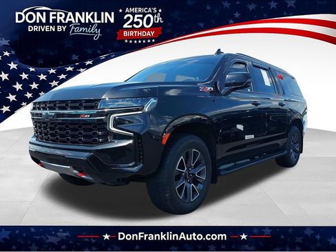 Used 2021 Chevrolet Suburban Z71 w/ Z71 Signature Package AWD/4WD image 1