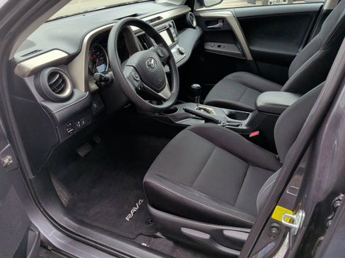 Used 2015 Toyota RAV4 XLE image 11