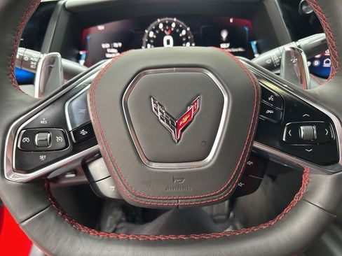 Used 2026 Chevrolet Corvette Stingray Coupe w/ 1LT RWD image 39