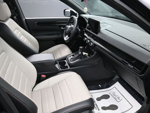 Used 2025 Honda CR-V Sport Touring image 32