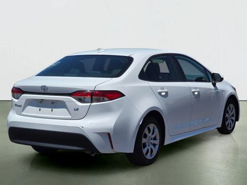 Used 2024 Toyota Corolla LE FWD image 6