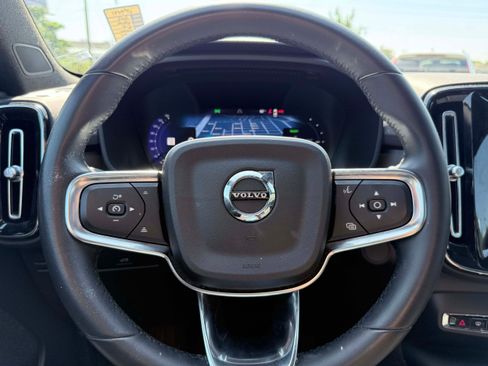 Certified 2023 Volvo C40 P8 Recharge Ultimate AWD/4WD image 15