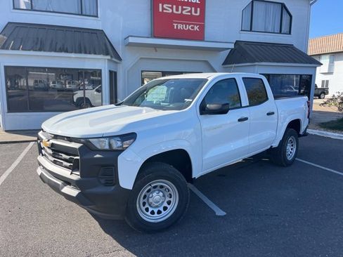 New 2026 Chevrolet Colorado W/T image 2