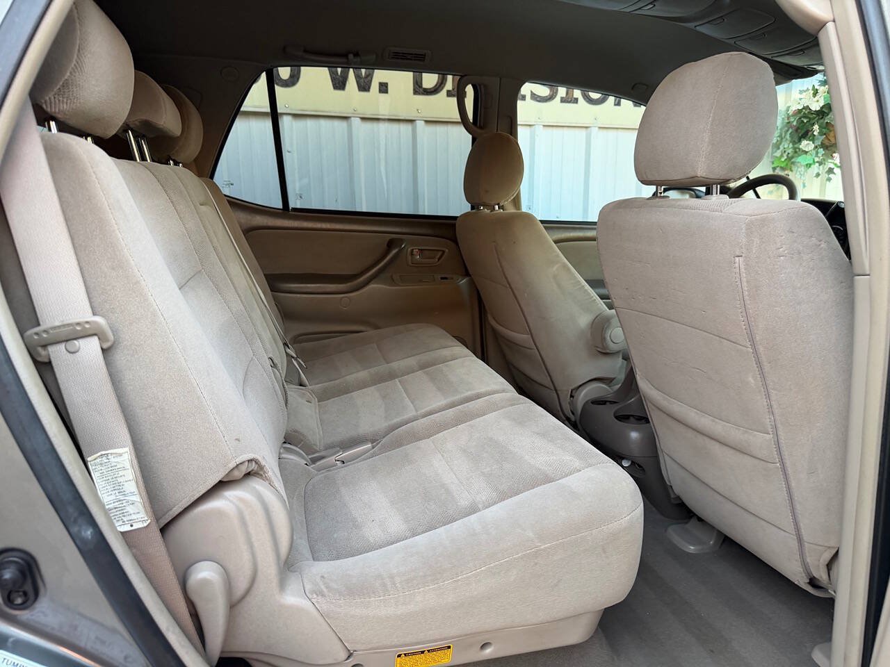 Used 2005 Toyota Sequoia SR5 w/ Towing Pkg RWD image 13