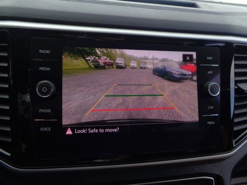 Used 2022 Volkswagen Atlas Cross Sport SEL Premium R-Line AWD/4WD image 15