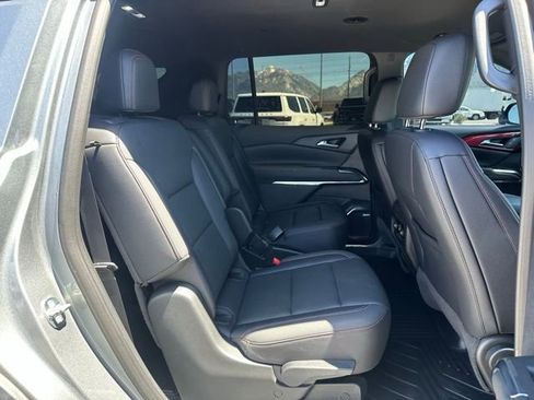 Certified 2025 Chevrolet Traverse Z71 w/ Enhanced Driving Package AWD/4WD image 13