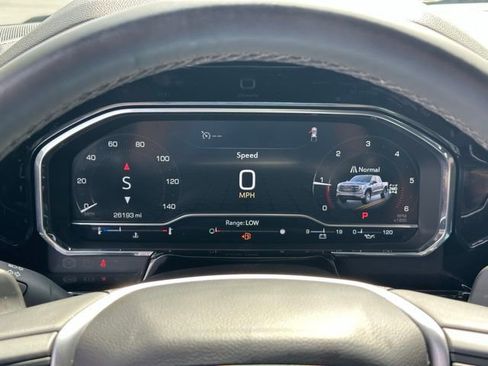 Used 2024 GMC Sierra 1500 Elevation w/ Elevation Premium Package image 7