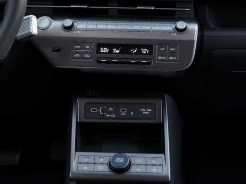 Used 2026 Hyundai Kona SEL Sport FWD image 16