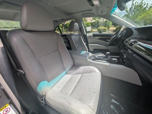 Used 2015 Lexus LS 460 w/ Comfort Package image 20