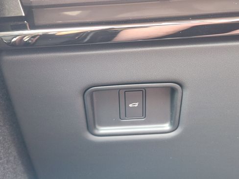 New 2026 Land Rover Range Rover Sport SE image 20