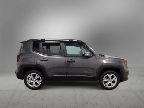 Used 2019 Jeep Renegade Limited w/ Trailer Tow Group image 9