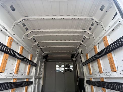 Used 2019 RAM ProMaster 3500 w/ Mopar Trailer Tow Group FWD image 16