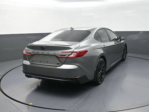 Used 2026 Toyota Camry SE w/ Convenience Package FWD image 8