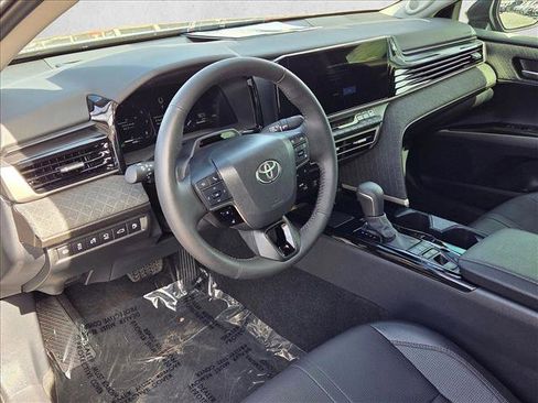 Used 2026 Toyota Camry XLE image 10
