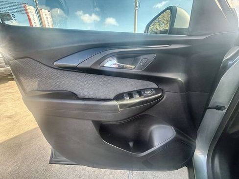 Used 2023 Chevrolet TrailBlazer LT FWD image 20