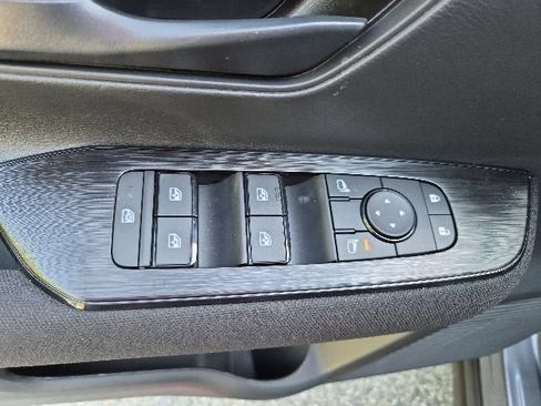 New 2026 Nissan Kicks S FWD image 21