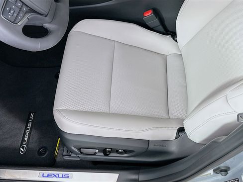 New 2025 Lexus UX 300h AWD image 20