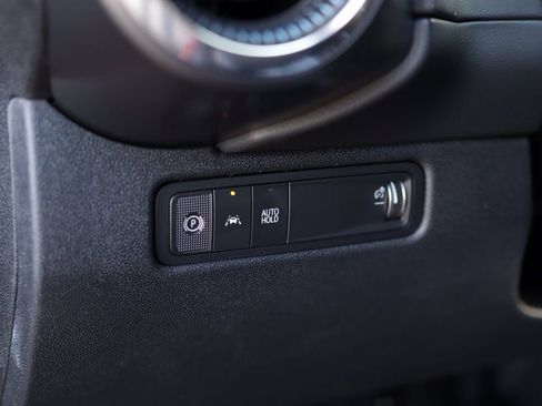 New 2026 Chevrolet Equinox EV LT image 10