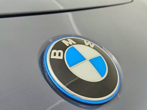 Used 2023 BMW i7 xDrive60 image 16